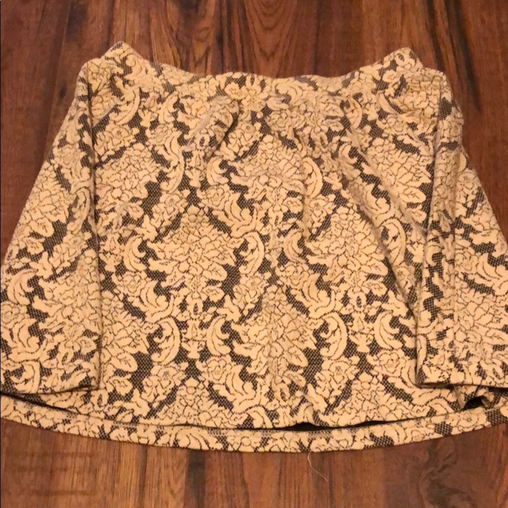 Flowered skirt